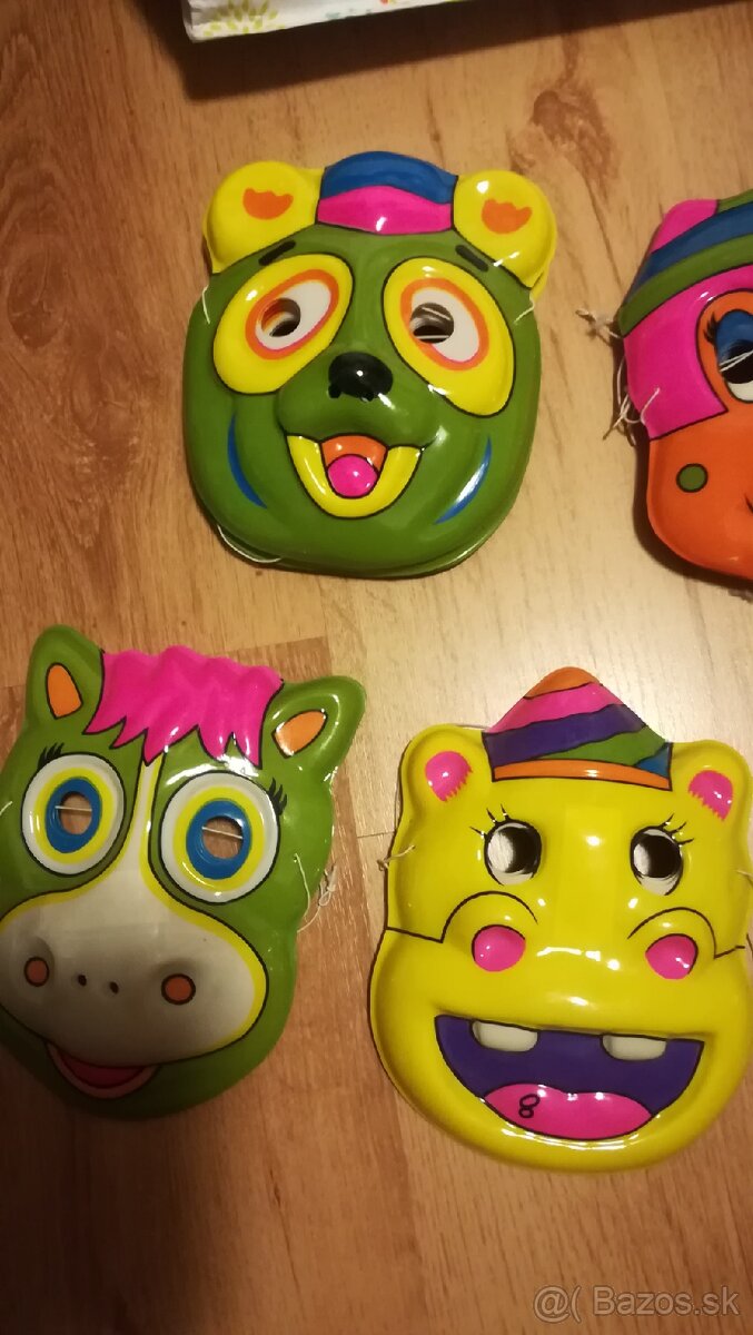 Masky karnevalové -retro - 2