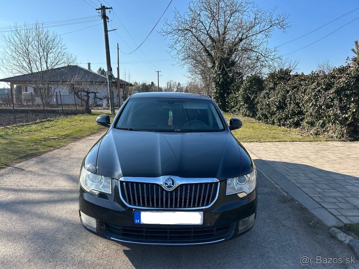 Škoda Superb 2.OTDi 125kw Full Vybava - 2