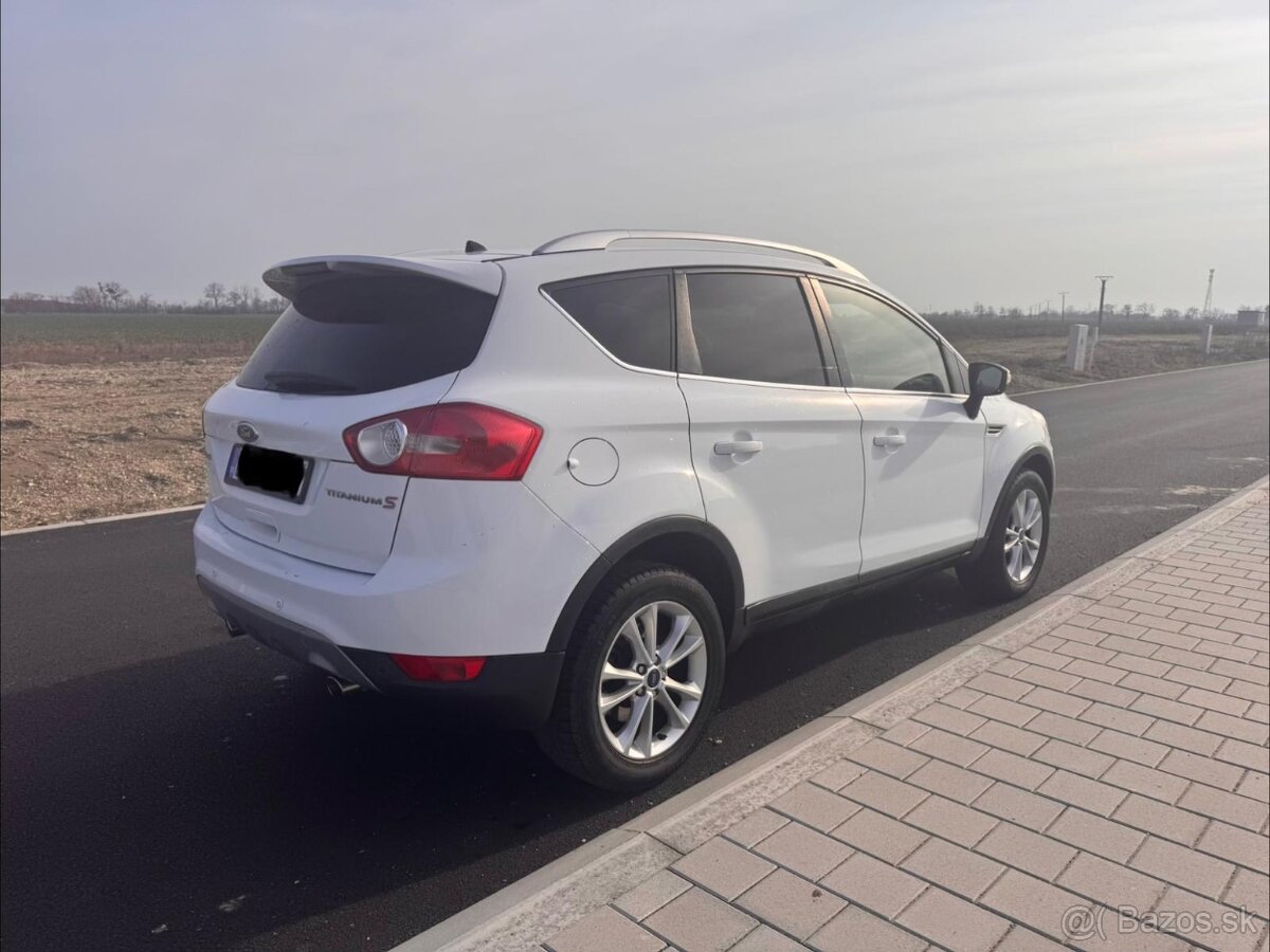 Ford Kuga titanium S automat plna výbava - 2