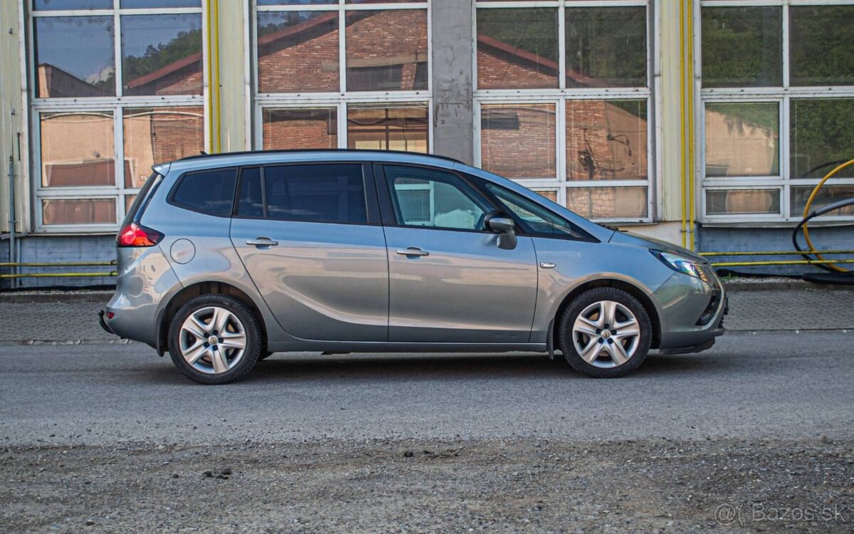 Opel Zafira Tourer 1.4 LPG - 2