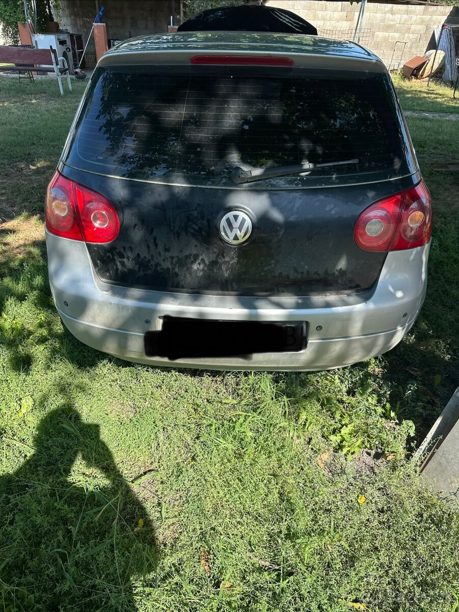Rozpredam golf 5 2.0tdi 103kw bkd - 2