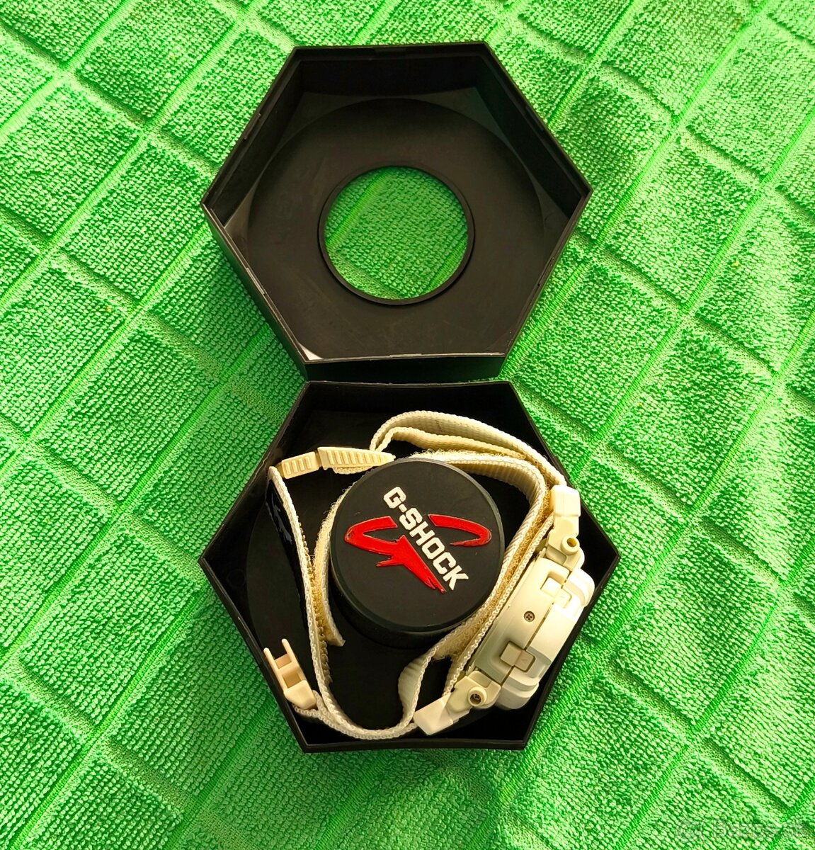 CASIO G-SHOCK DW-002 CODE NAME - 2