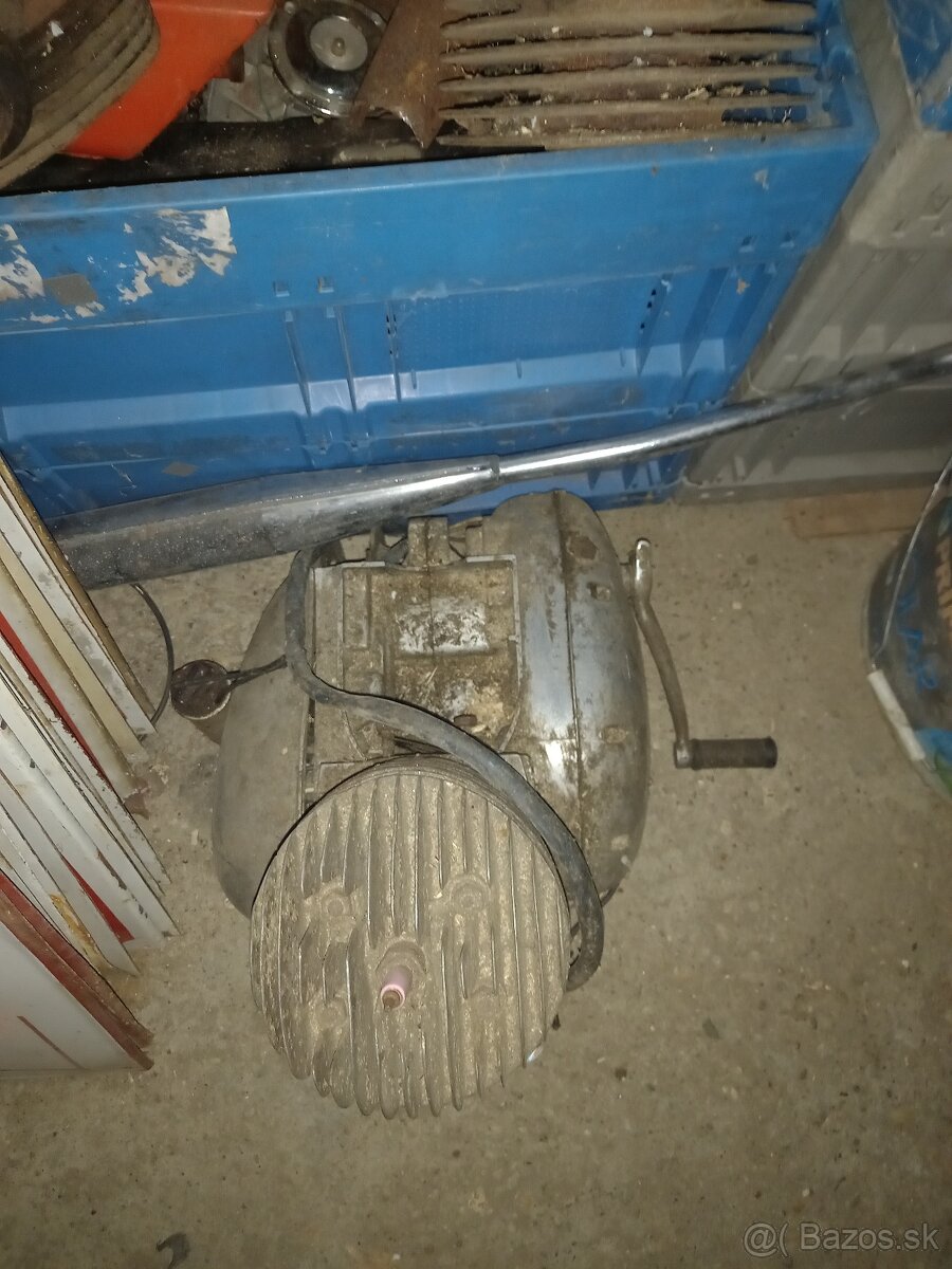 Predám motor cz 175 - 2