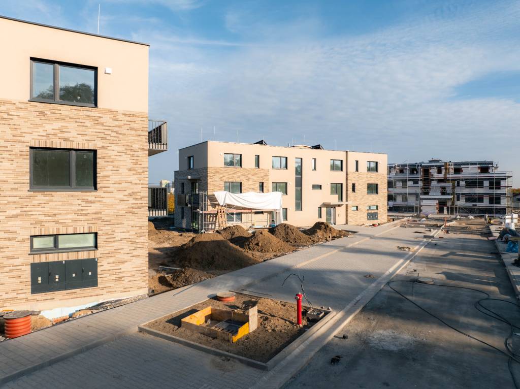 TOREA - ZELENÉ NIVY - 2i BYT S TERASOU V BYT. DOME C - PEZIN - 2