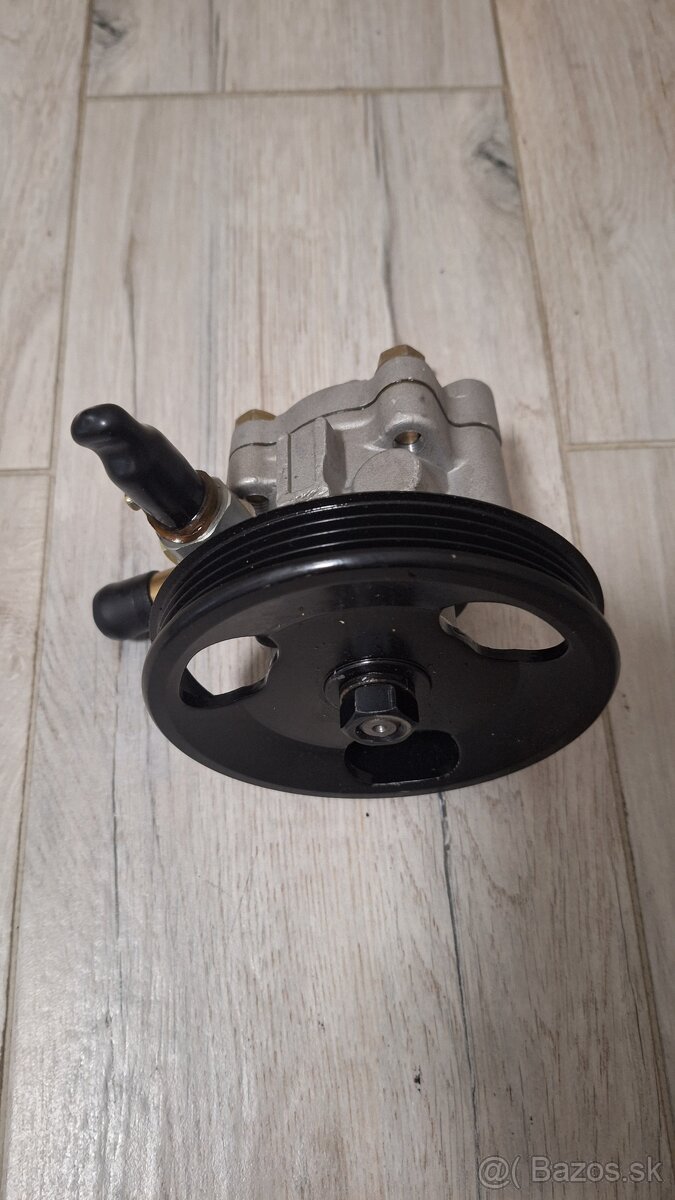 Servočerpadlo Mitsubishi l200 2.5TD - 2