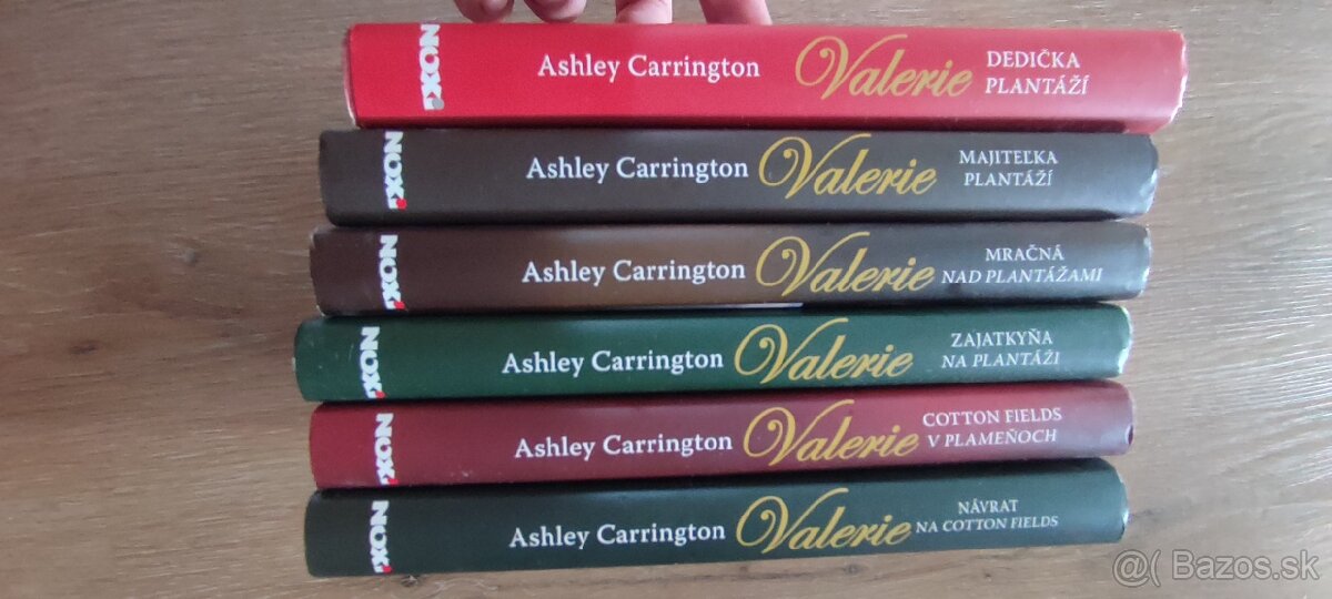 Ashley Carrington - Valérie - 2