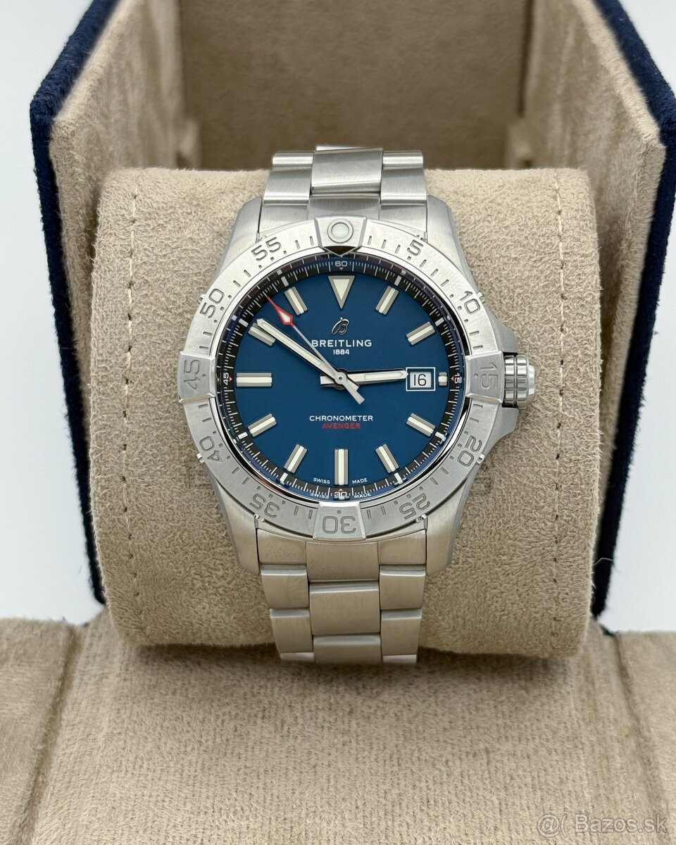 Breitling Avenger 42 - 2