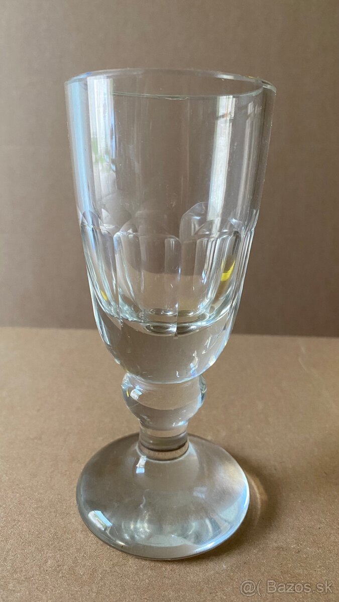 Starožitný pohar - 2