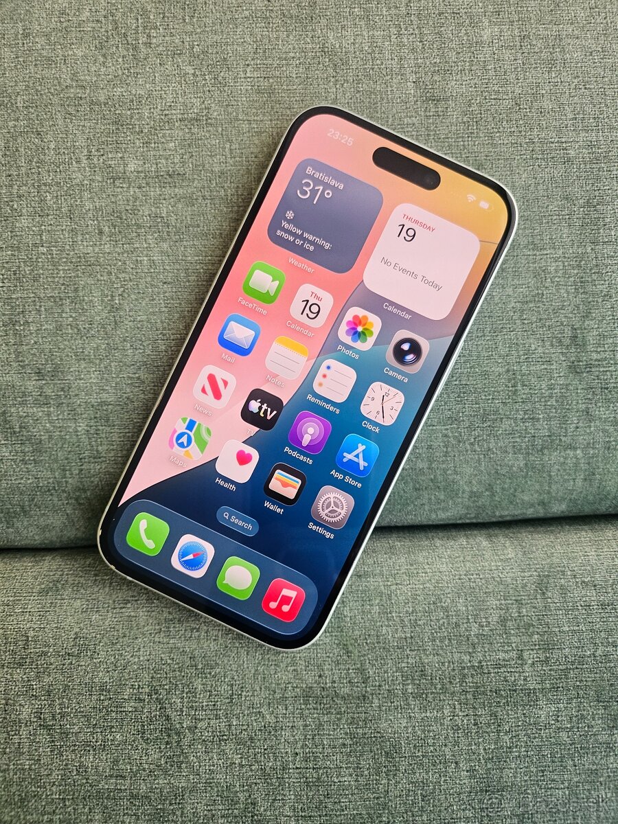 iPhone 15 128gb zelený - 2