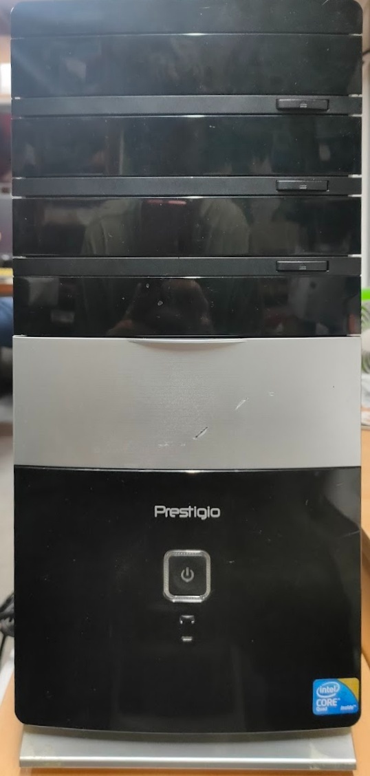 Prestigio kancelársky PC - 2