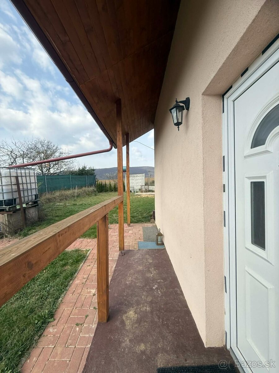 Celoročná chata nad mestom - 2