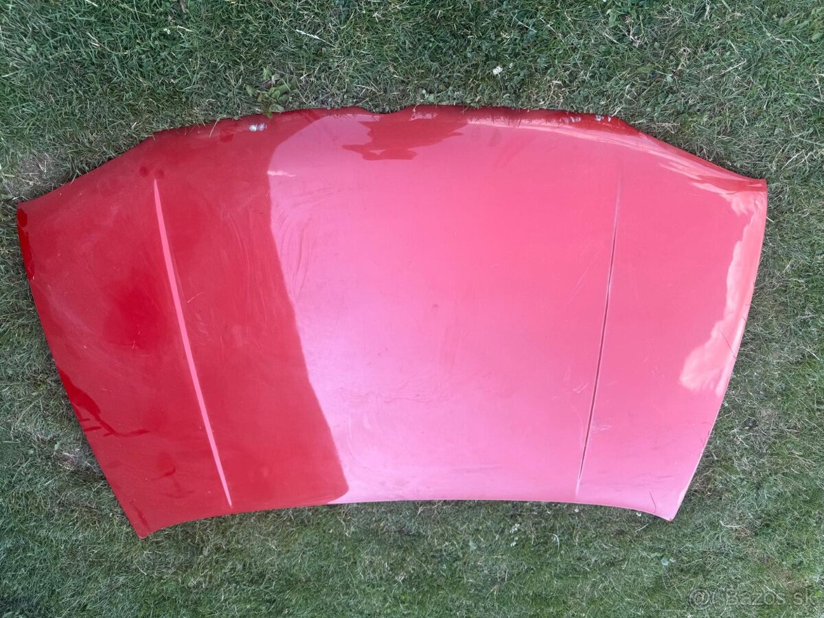 Kapota vw golf 4 oranžova - 2