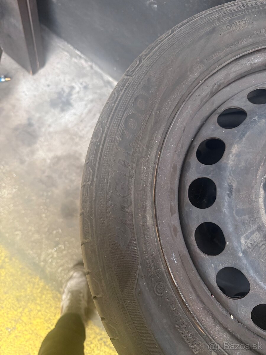 Predám letné pneumatiky 205/55 r16 - 2