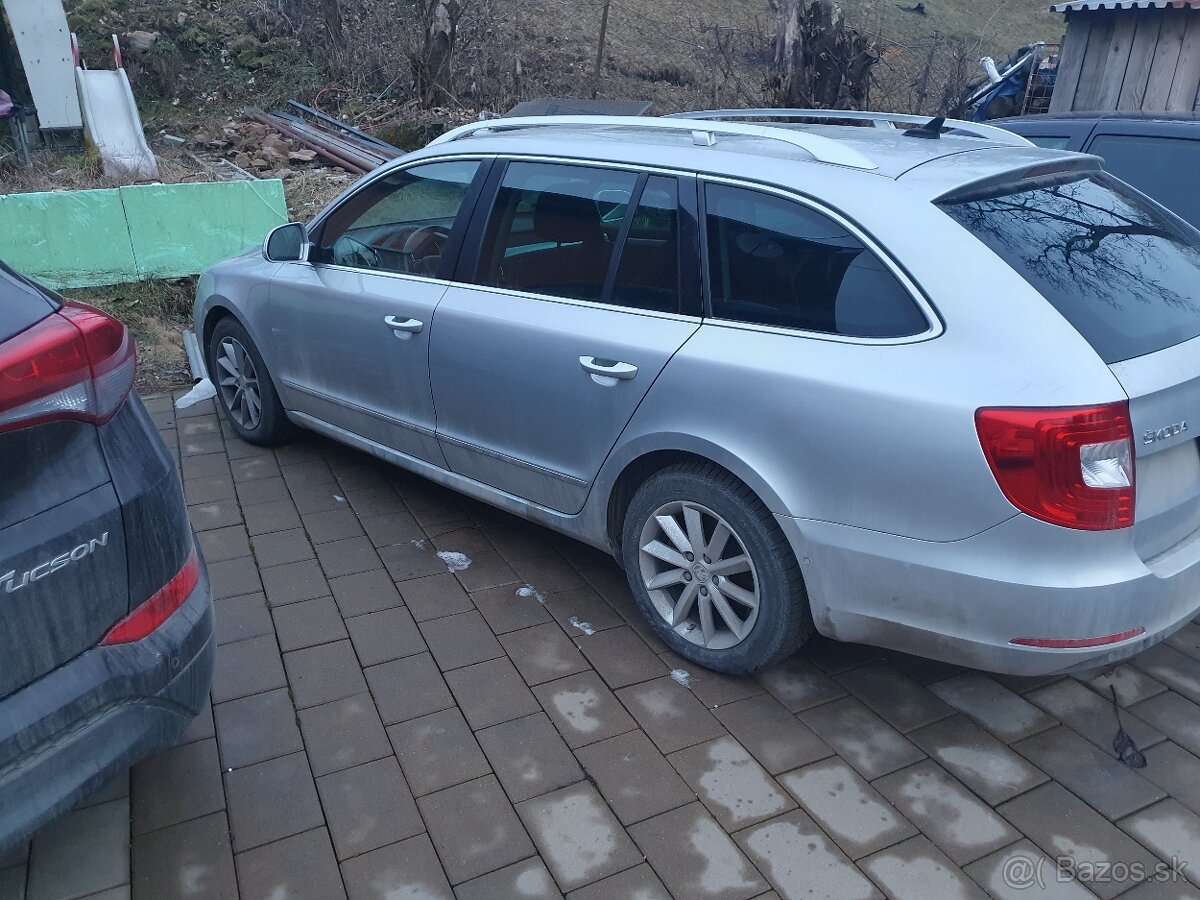 Škoda Superb - 2