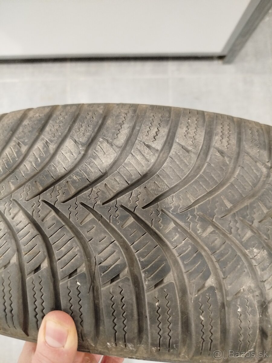 Zimné pneumatiky 185/65 r15 - 2