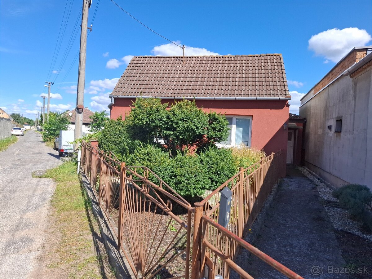 Predám štvorizbový rodinný dom Kúty - 2