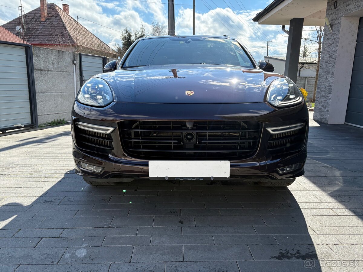 Porsche Cayenne GTS IIFL - 2