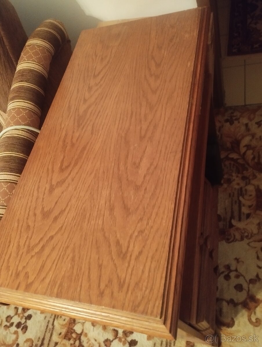 Komoda holandský nabytok stoličky,a skrinka na telku - 2