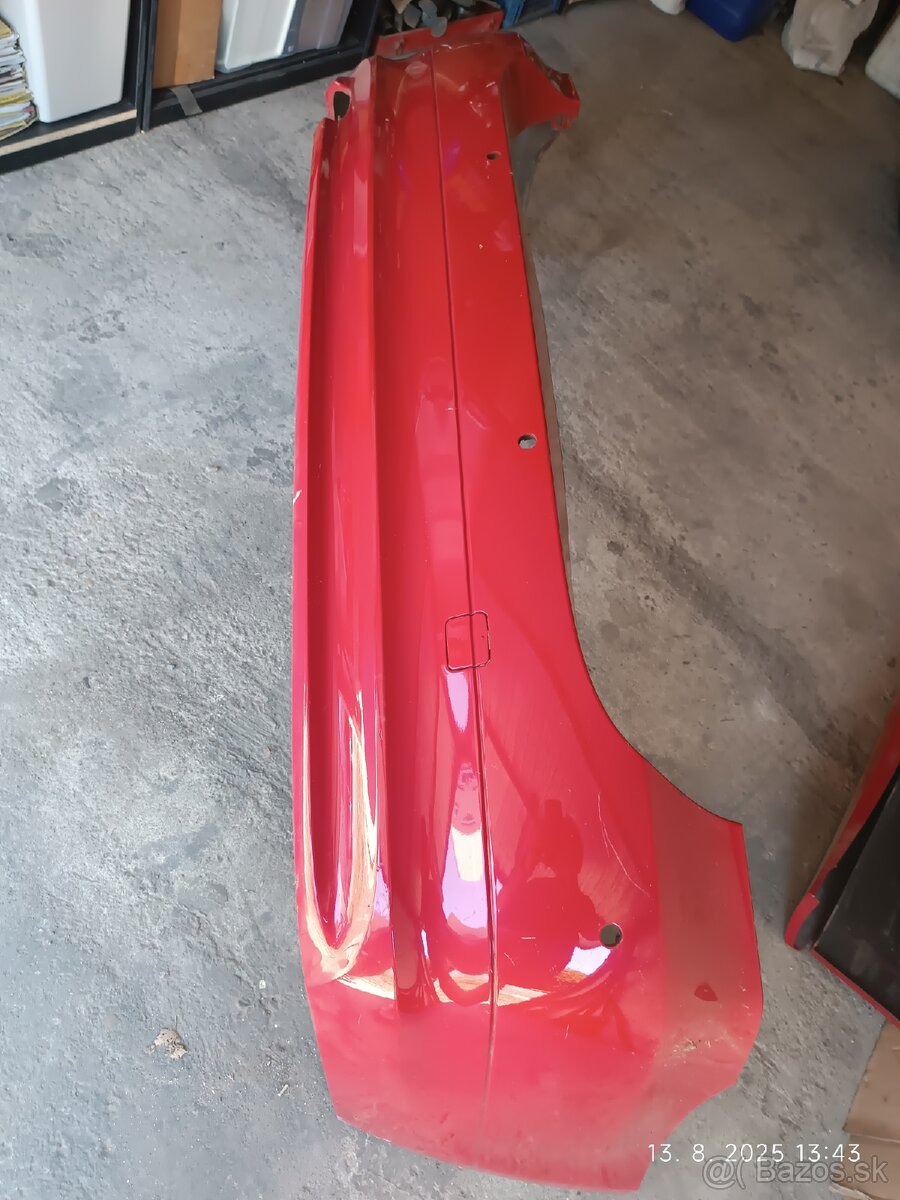 BMW E91 facelift. Zadný nárazník - 2