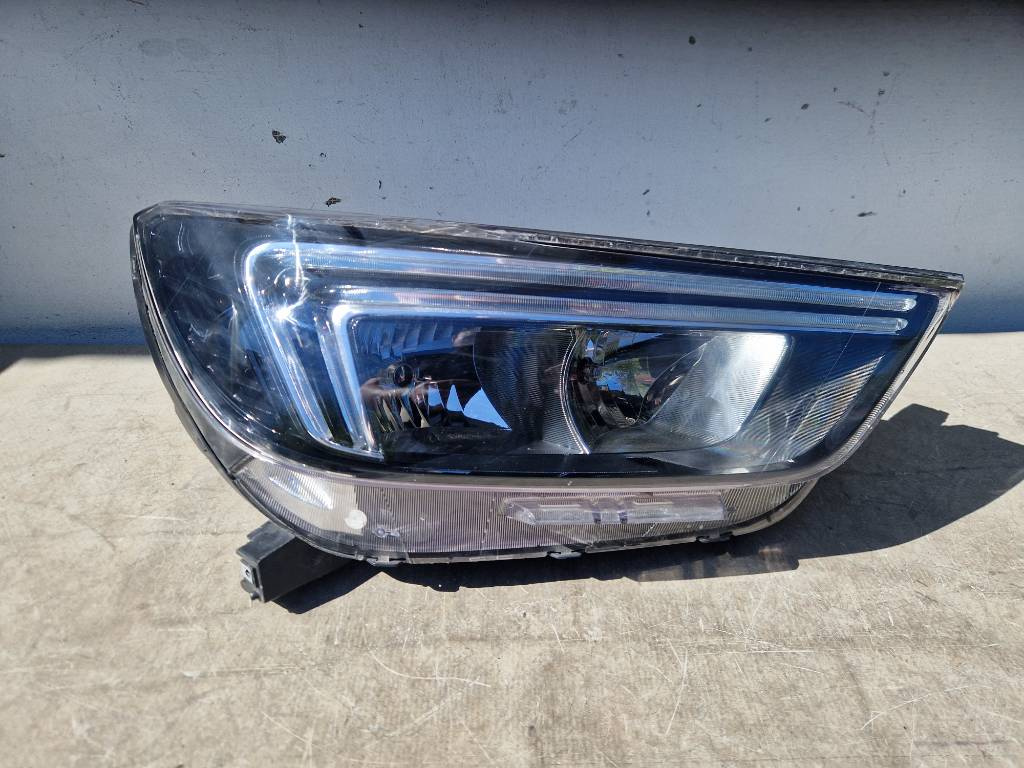 Opel Mokka X 2016- prave predné svetlo led - 2