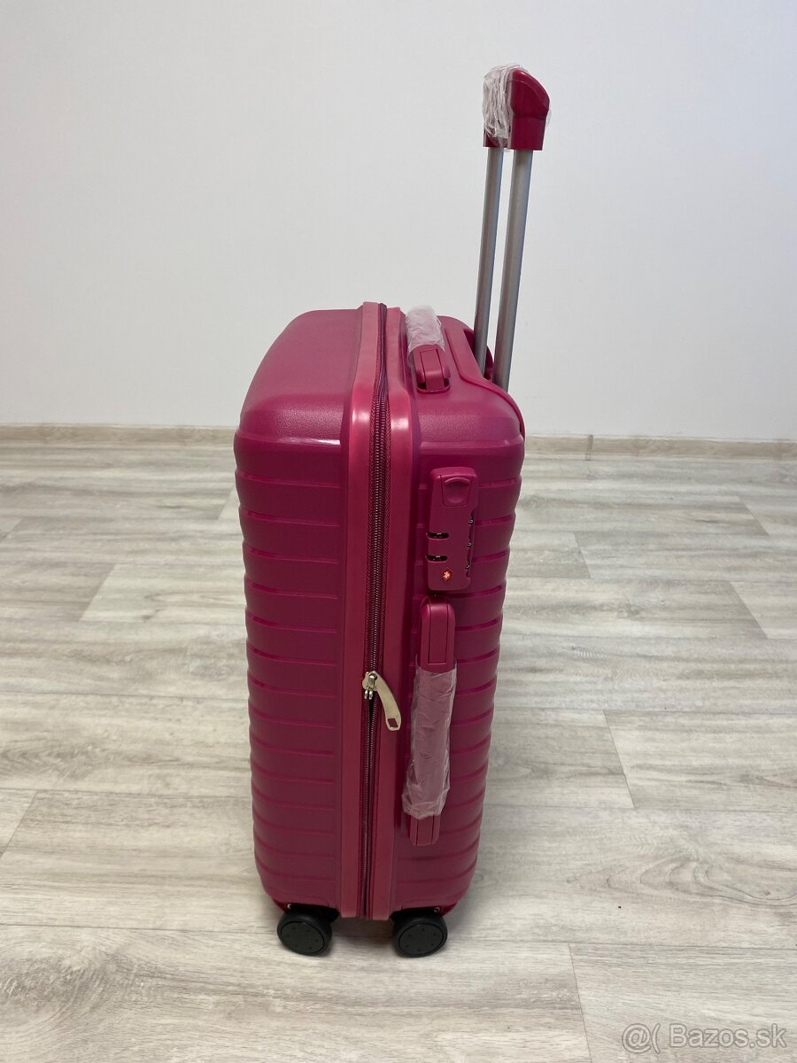 Silikónový cestovný kufor - 2