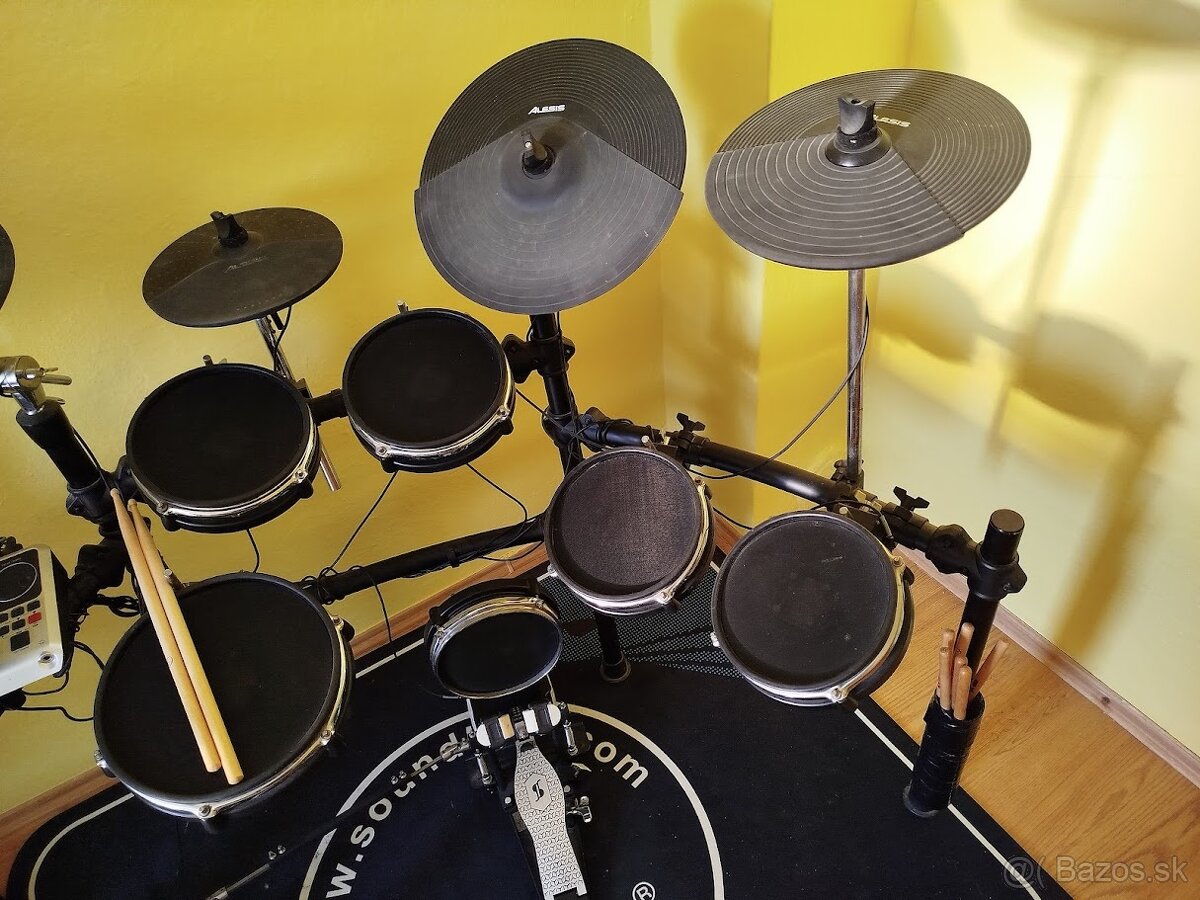 Alesis DM10 studio - 2