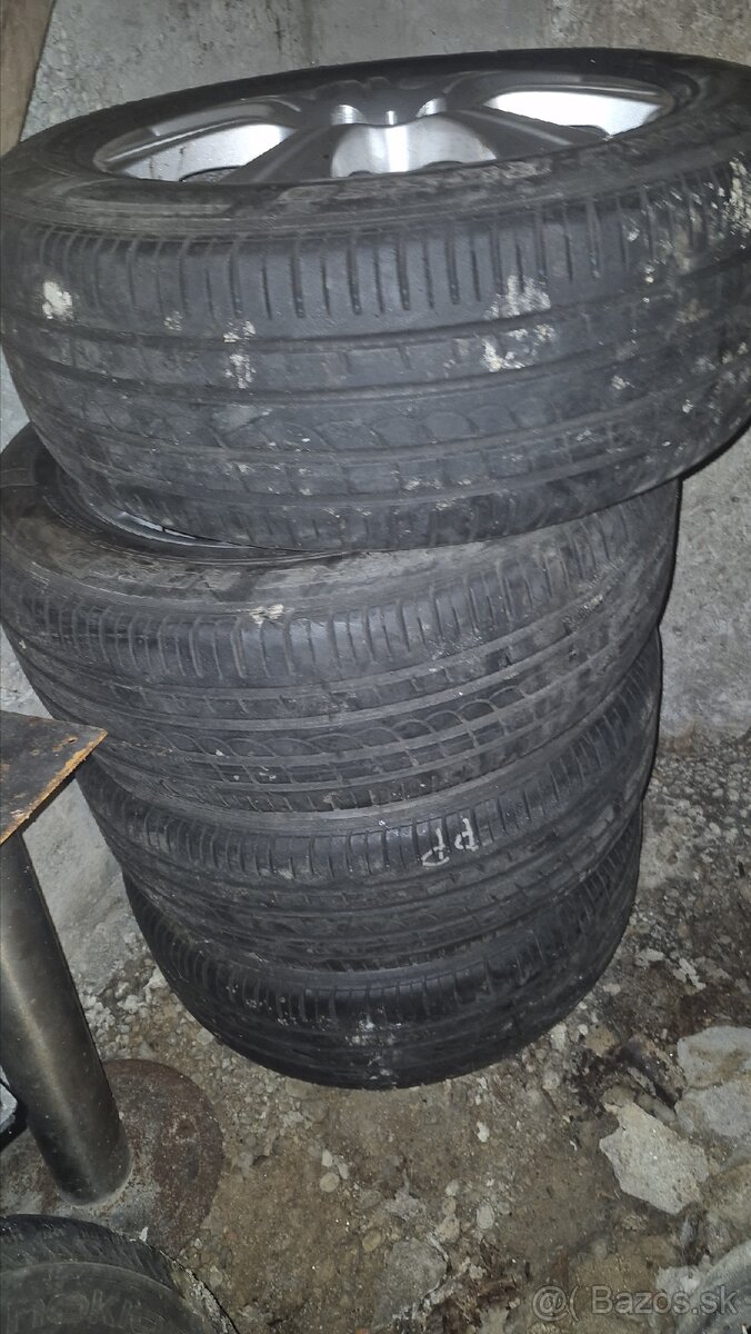 Predám komplet 18" VW 235/60 - 2