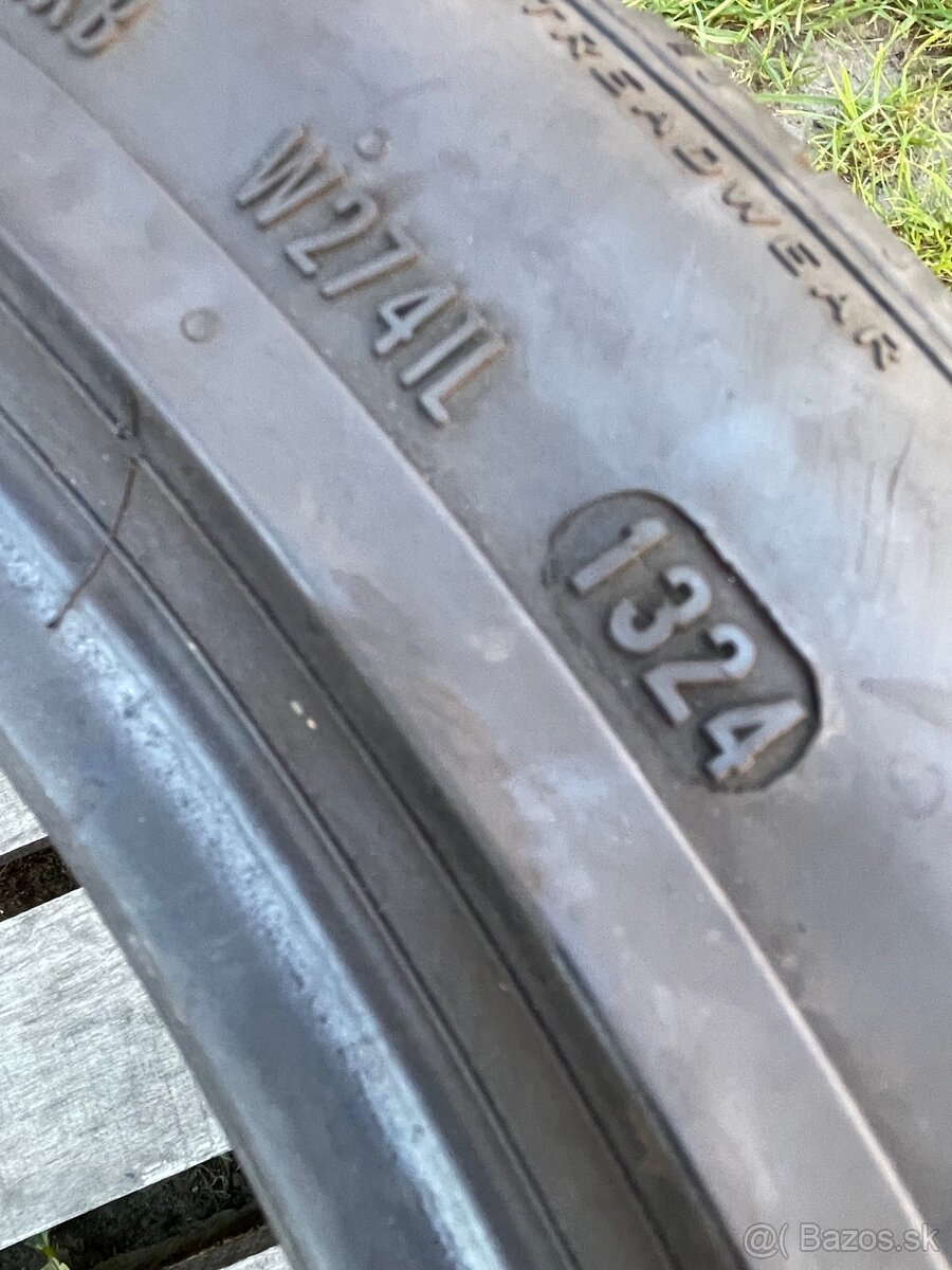 2024 Pirelli 245/45 R19 letné - 2