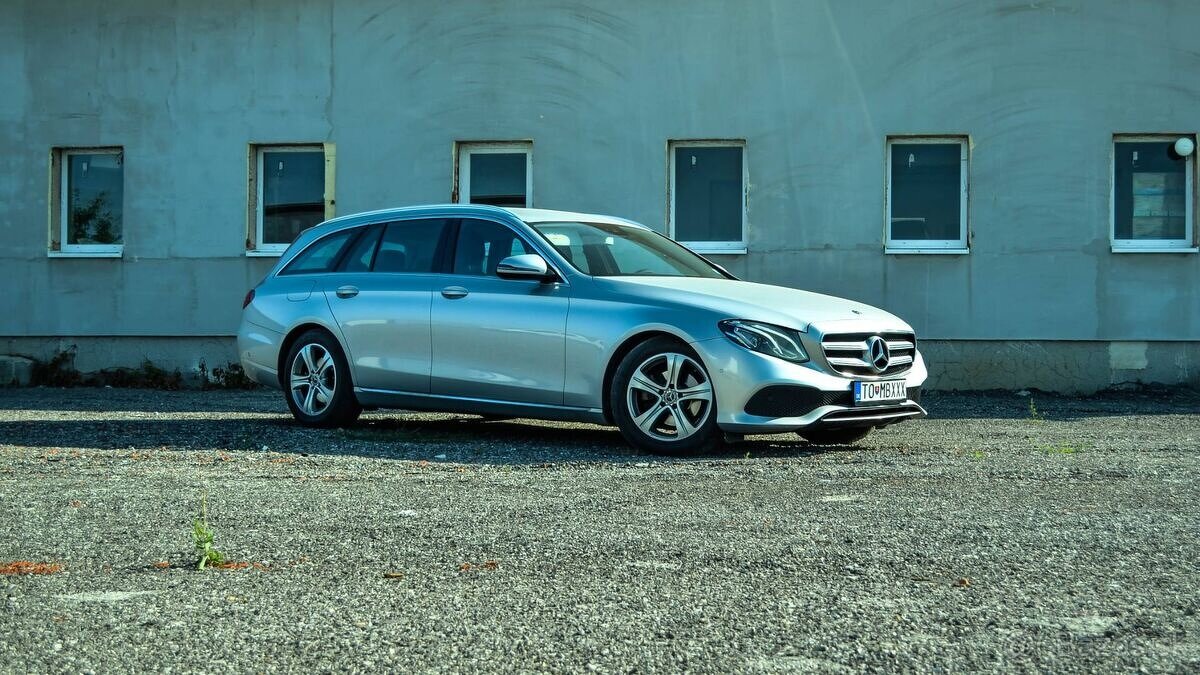 Mercedes-Benz E trieda Kombi 220 d A/T - 2