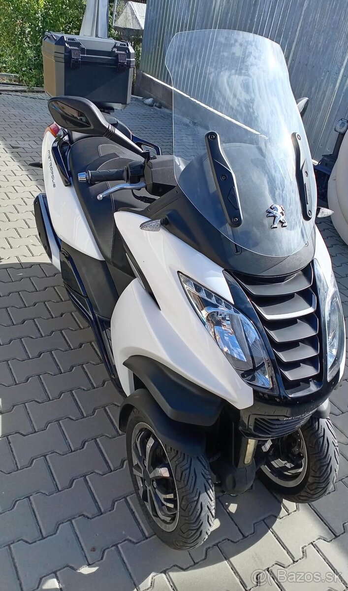 Peugeot Metropolis 400 - 2