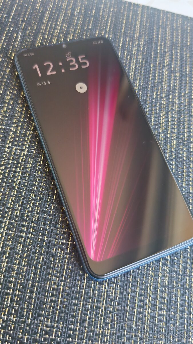 T Phone 4/64 - 2