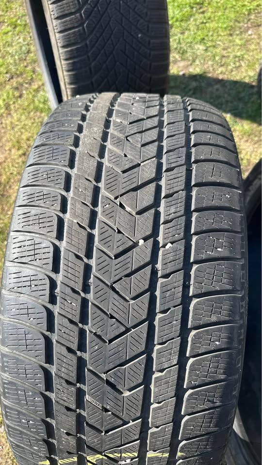285/35R22 | Zimné | Pirelli - 2