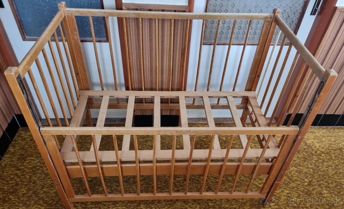 Detska drevena postielka bez matracu - 2