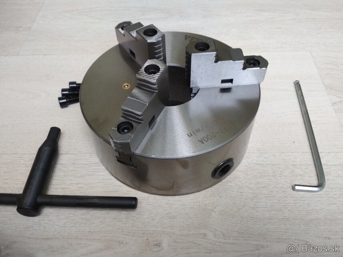 Univerzalne skľučovadlo 3-čeľusťové 200mm - 2