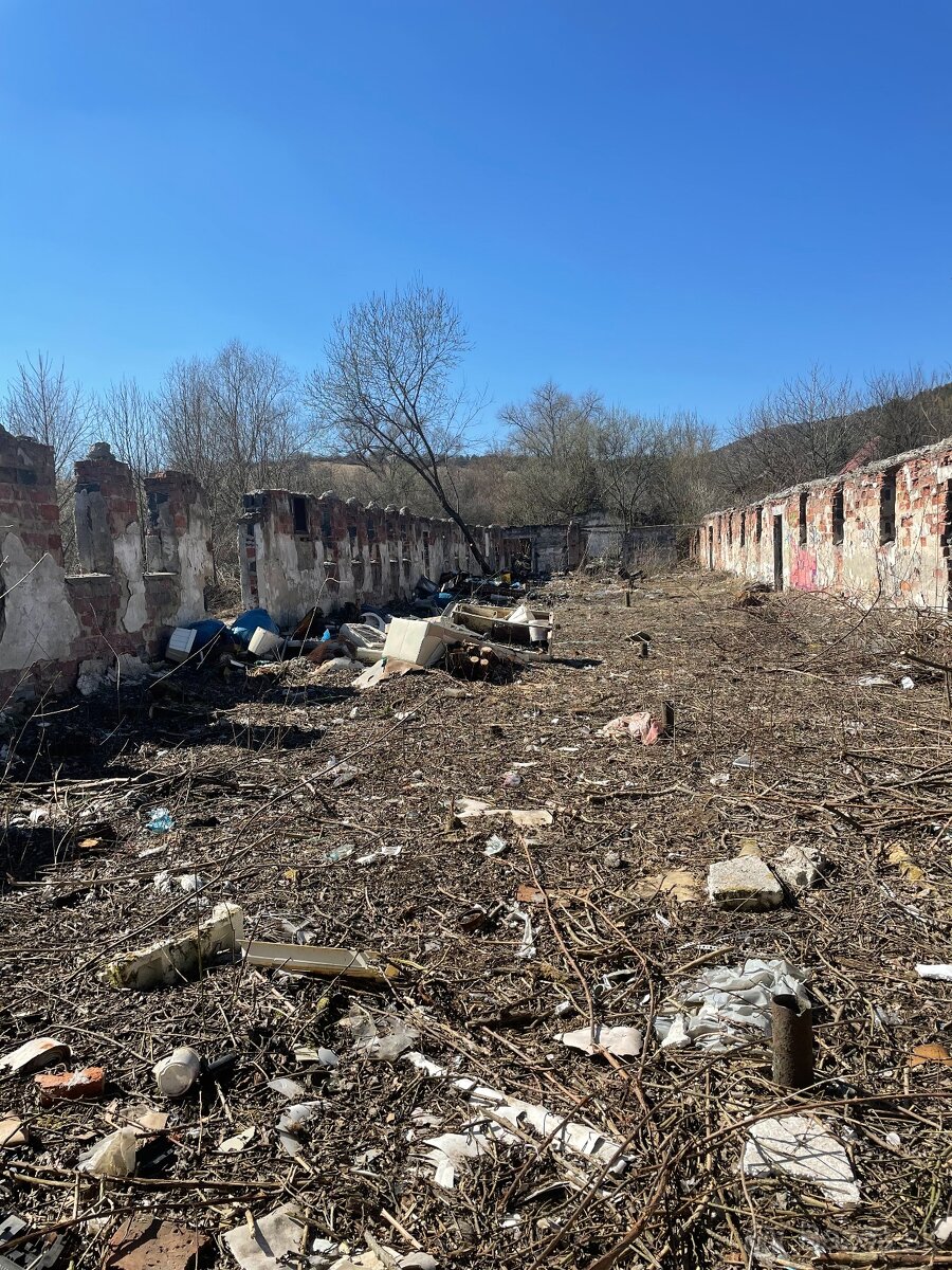 Predaj pozemku v Závodí spolu s budovou so súpisným číslom - 2