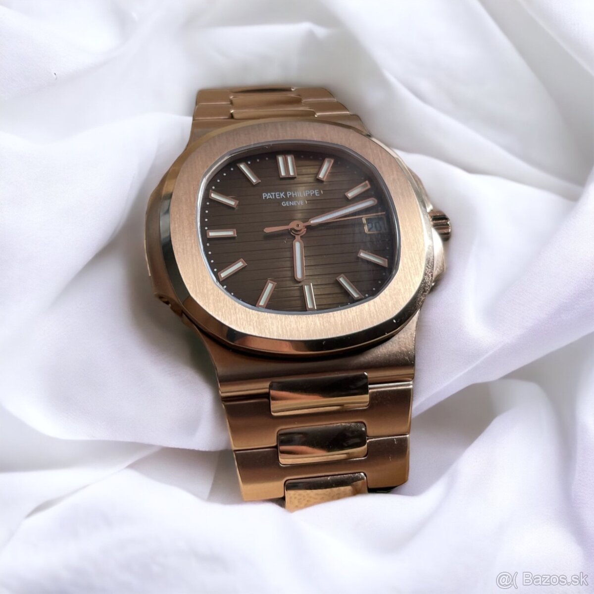 Patek Philippe Nautilus Rose Gold - 2