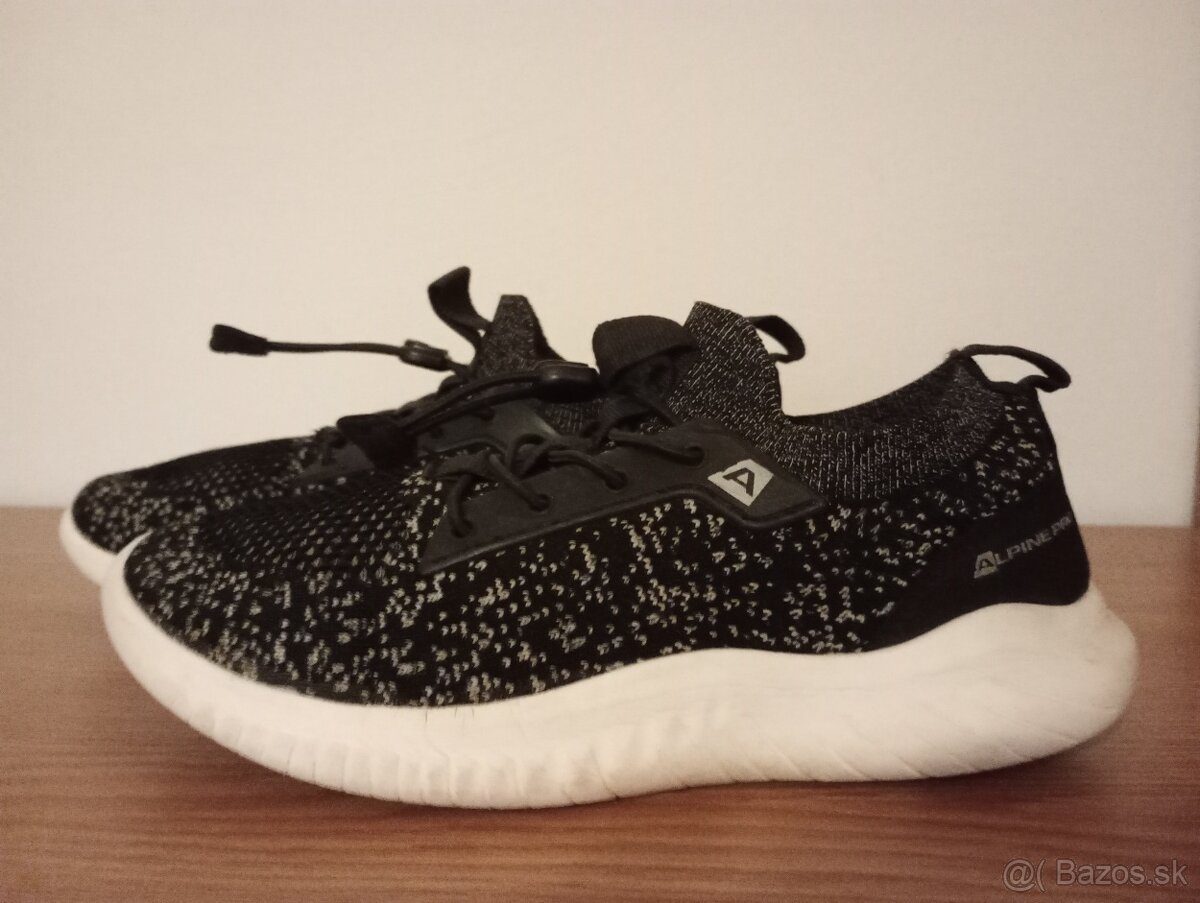 Tenisky c. 34, 35 - 2