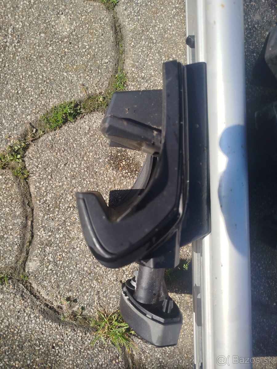 Thule Wingbar + Thule 591 VW passat B6/B7 - 2