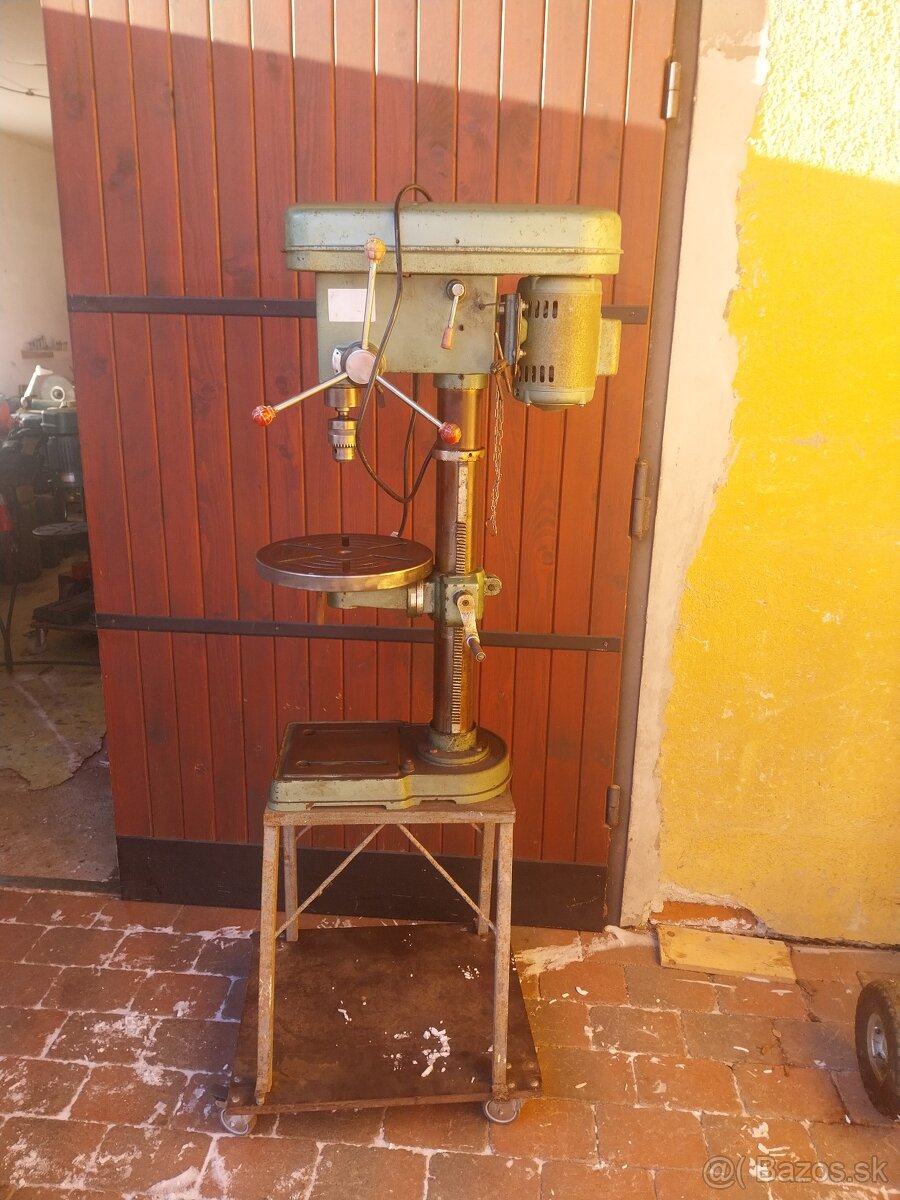 Stojanova vŕtačka 4 - 2