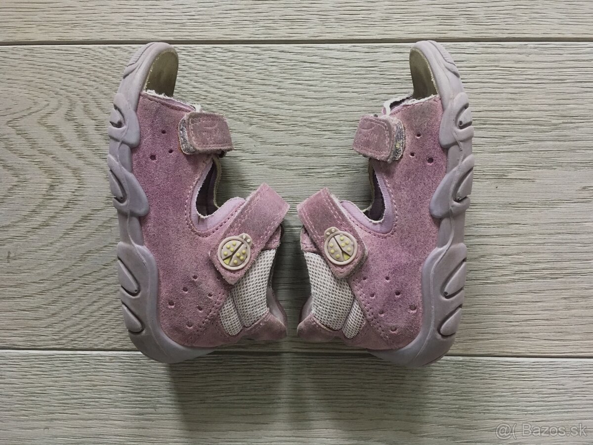 Sandalky Superfit kožene s pevnou patou, velkosť 25 - 2