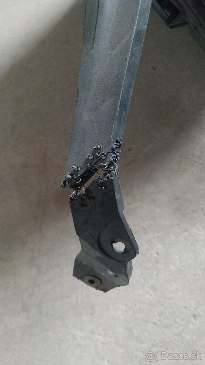 Predná stena Škoda Octavia 3 - 2