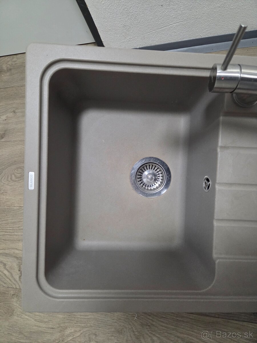 Granitový drez Blanco Legra s batériou - 2