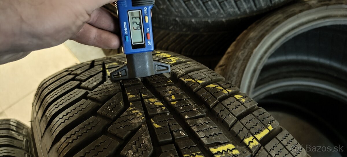 Zimné Hankook Winter icept EVO 2 215/70/16 100T - 2