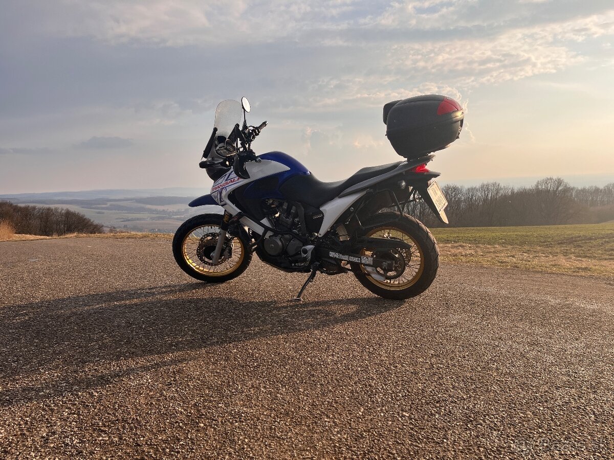 Honda Transalp 700 - 2