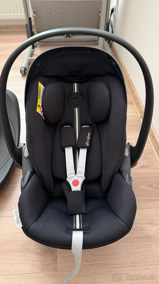 Cybex Cloud G+ so základňou - 2