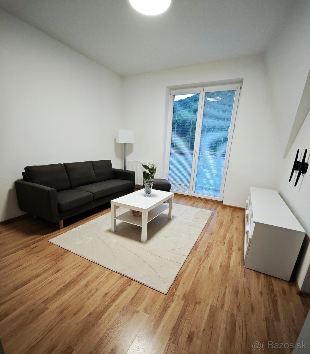 Prenájom 2-izbový byt - 2