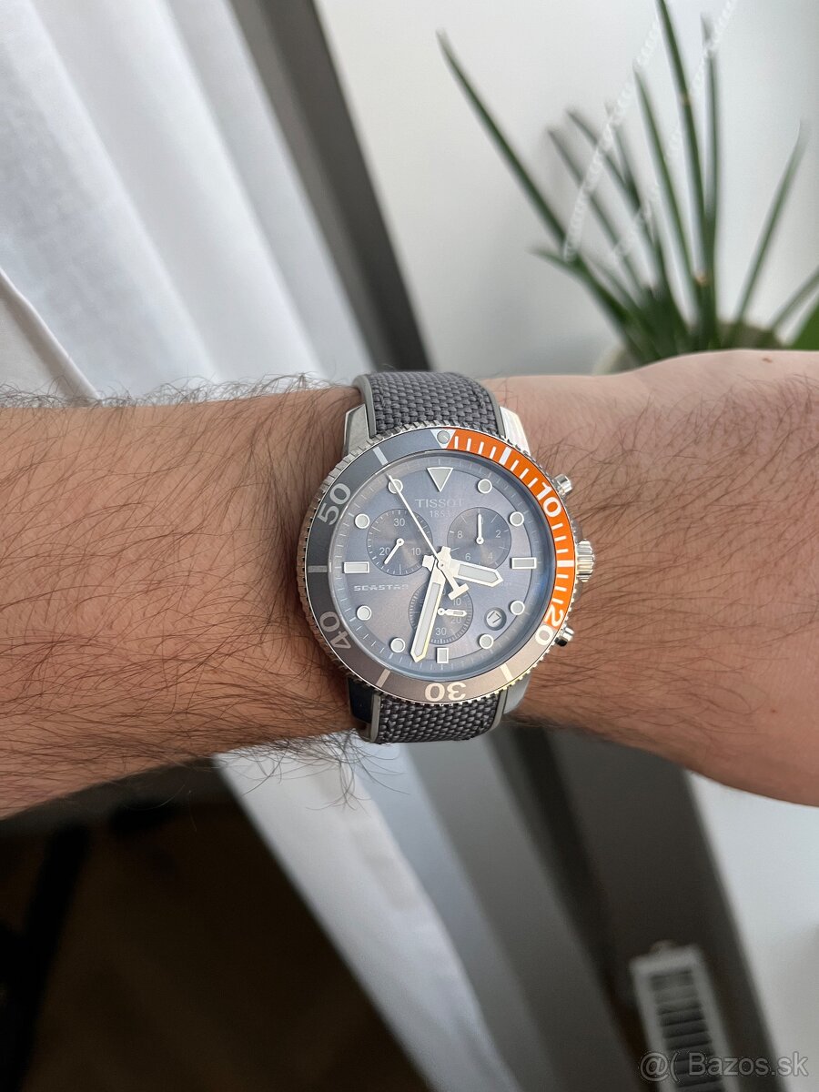 Tissot Seastar 1000 Quartz Chronograph - 2