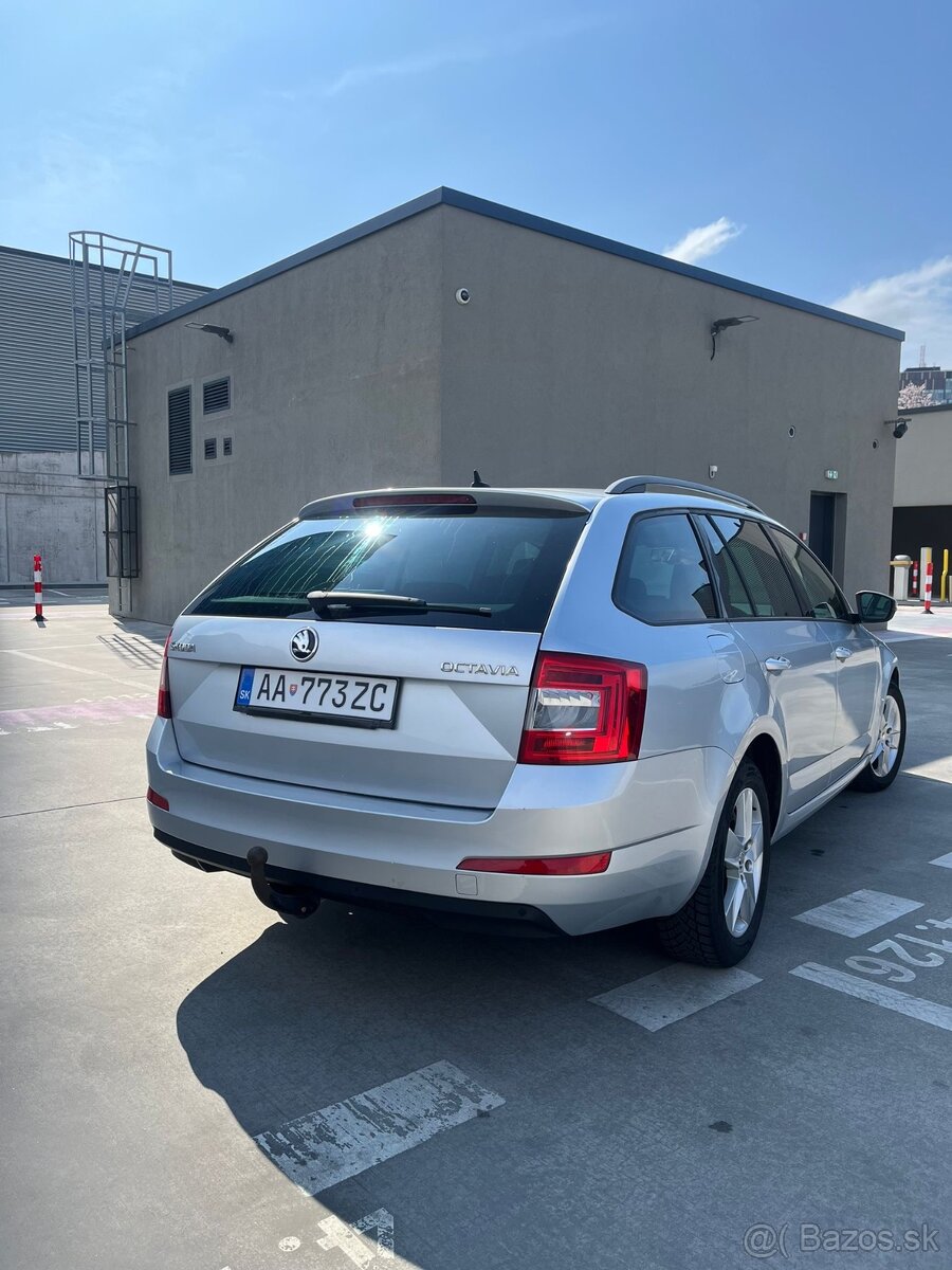 Škoda Octavia Combi 2015 - 2