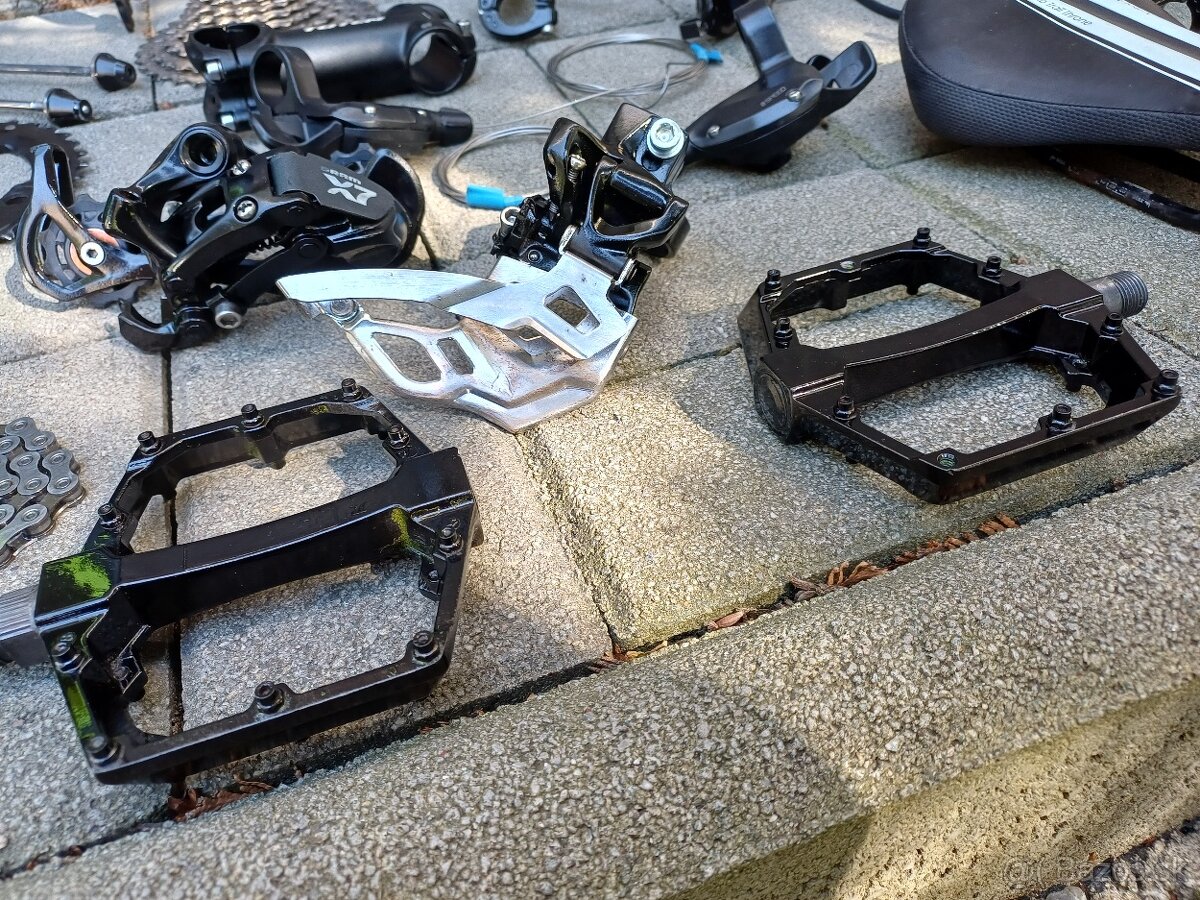 Komponenty SRAM X7 & X5 - 2