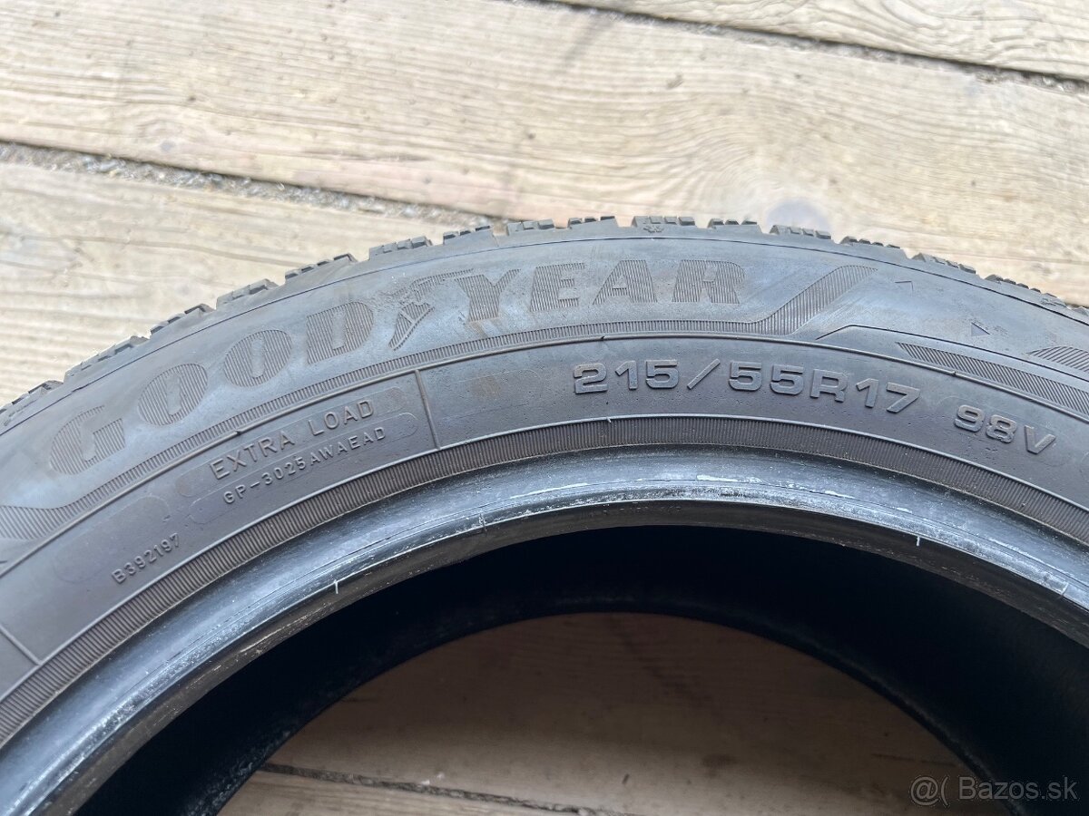 215/55R17 98V Good Year UltraGrip Performace 3 - 2